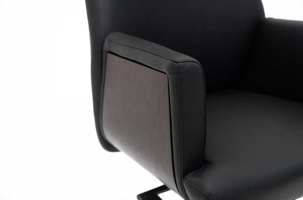 ZEUS/B КРЕСЛО РУКОВОДИТ Ч/ПАЛ ПАЛИСАНДР/ЧЕРНЫЙ ZEUS/B Palisander Dakota black